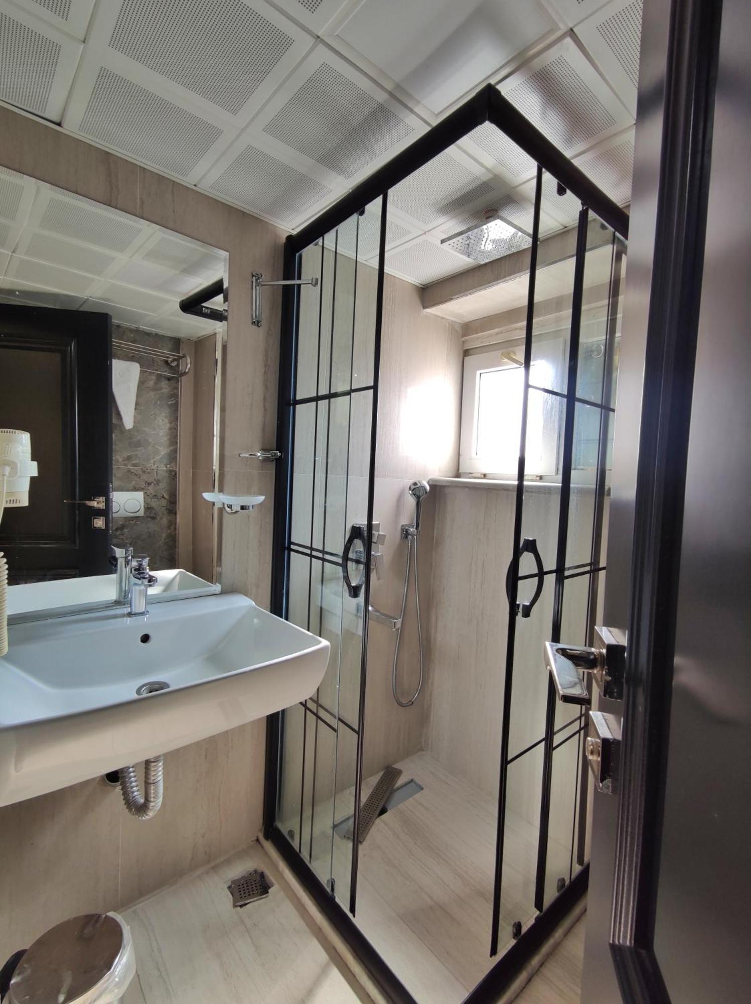The Golden Pera'S Hotel & Spa Istanbul Ngoại thất bức ảnh